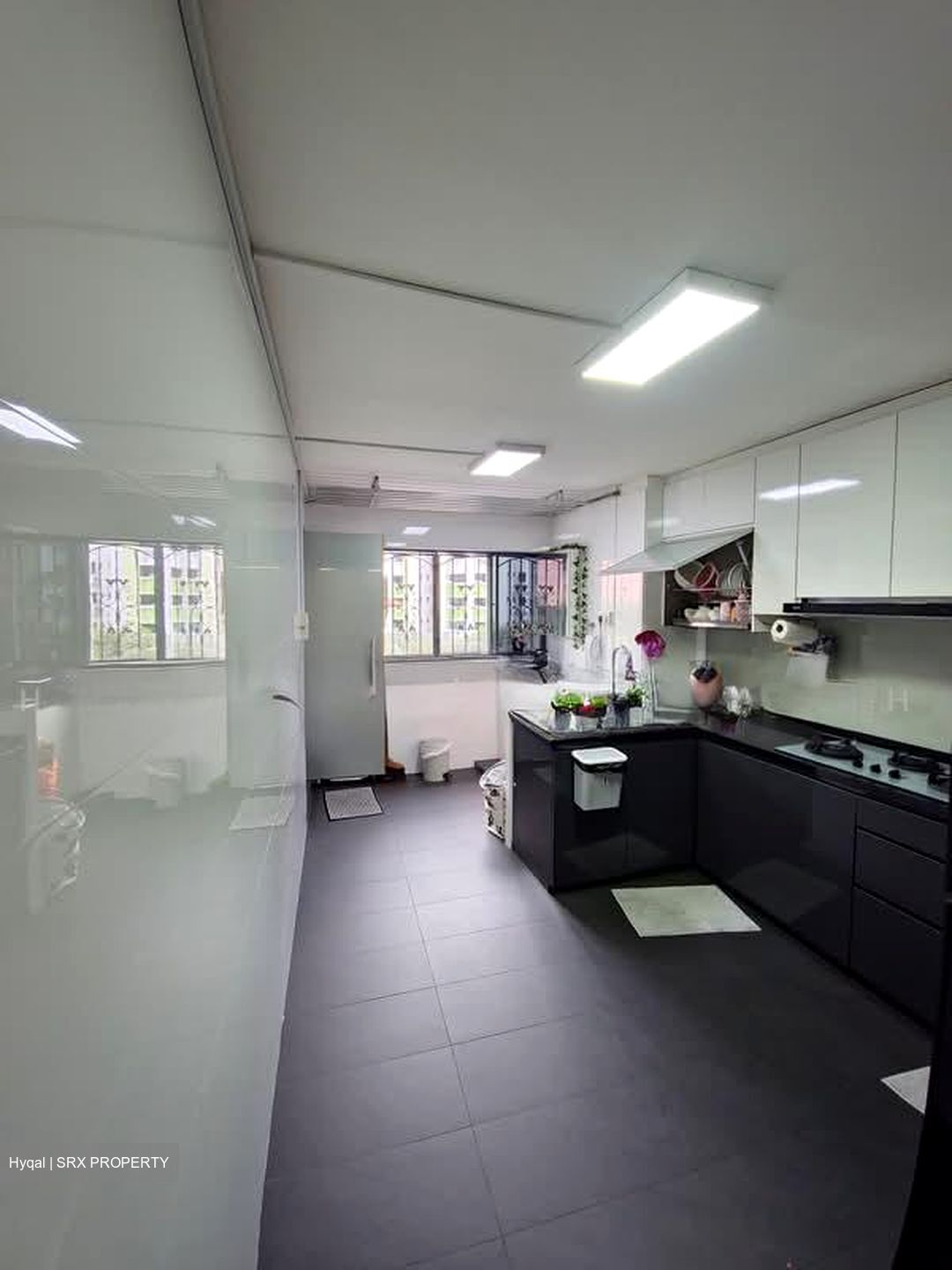 Blk 241 Jurong East Street 24 (Jurong East), HDB 3 Rooms #594667501